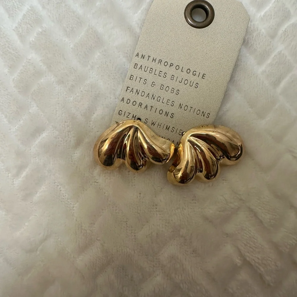 NWT Anthropologie Gold Wing Fanned Out 14K Gold Plated Earrings 80’s statement